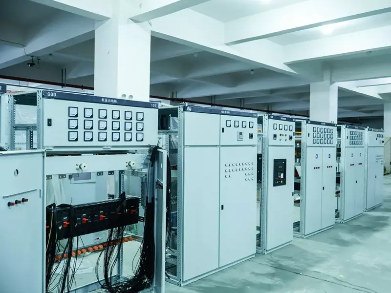 GCS 400V Low Voltage Withdrawable Enclosed Switchgear